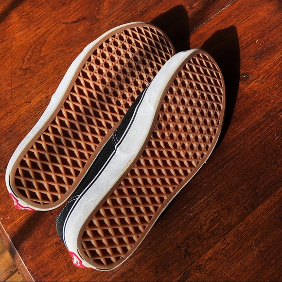 Black Vans - Picture 2 of 4